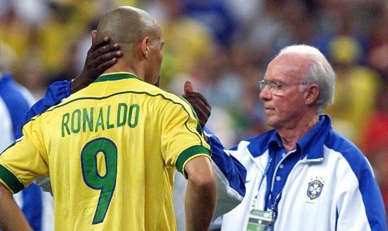 kaiyun sports-98世界杯决赛前罗纳尔多哭求：扎加洛，让我登场吧