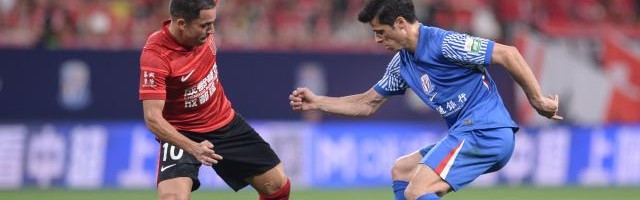 【中超】罗慕洛建功 蓉城1比0送申花赛季首败后登顶