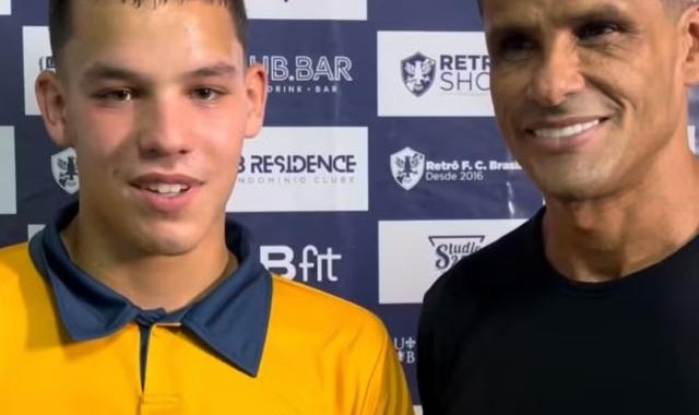 kaiyun sports-里瓦尔多次子完成职业生涯首秀 18岁的他踢中后卫