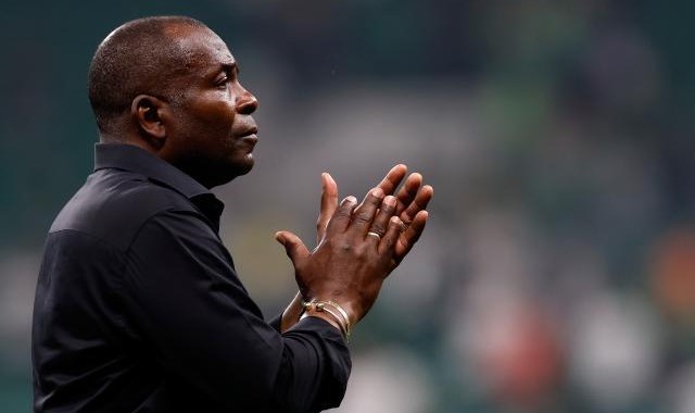 开云体育-斯坦利：还未达期待水平 冯博轩首次首发表现完美