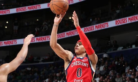 kaiyun sports-生涯之夜！费尔斯狂砍40分 创鹈鹕新秀单场得分纪录