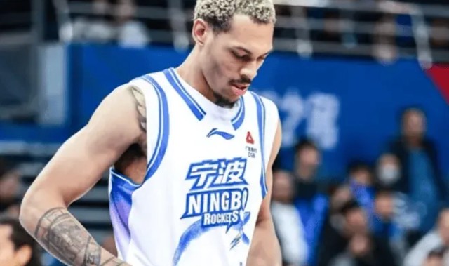 开云APP下载-贝兹利全场出战55秒，正向数据全部挂零、正负值-9