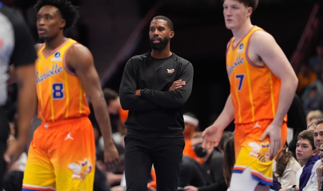 kaiyun sports-官方：1月25日黄蜂对阵奇才的比赛因天气原因提前至凌晨1点开球