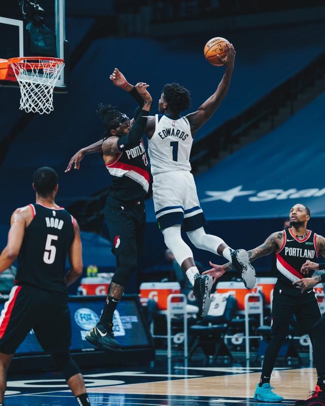 EwfId-IXMAEcOxK (1).jpg